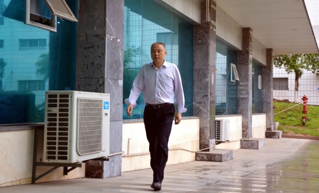 【jxf吉祥坊30周年人物专访】同心30载 偕行迪康人——（一）丁先平：珍惜平台 起劲拼搏 在迪康实现人生价值