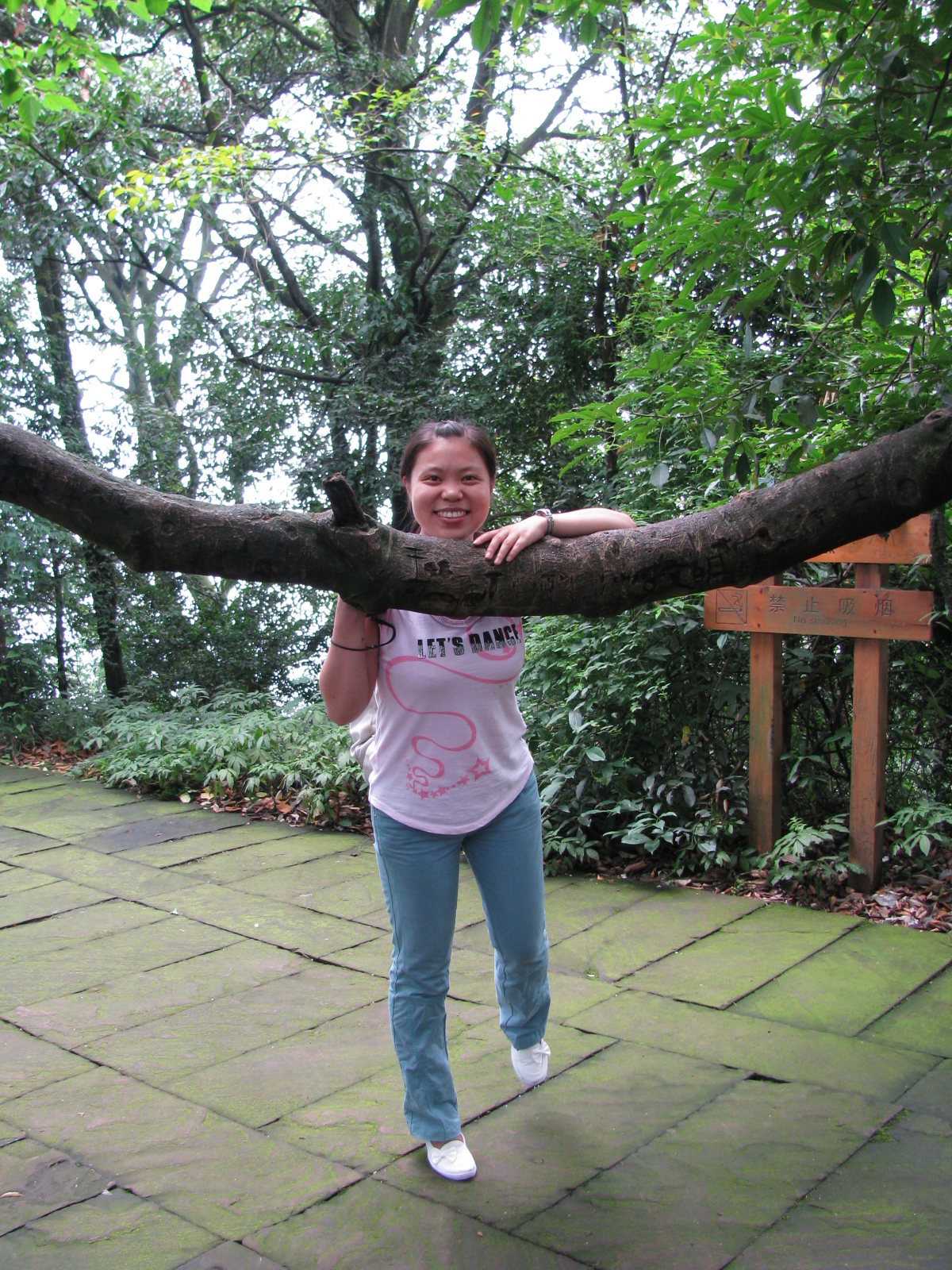 【jxf吉祥坊30周年人物专访】 同心30载 偕行迪康人 ——（二十一）汪丹：所有人同心协力 再大的难题都能战胜